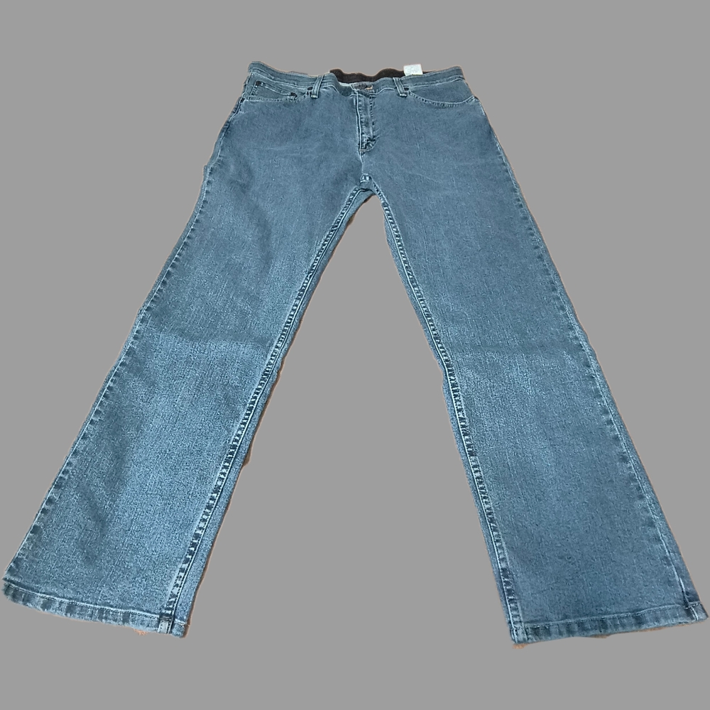 Bootcut Authentic Blue Jeans